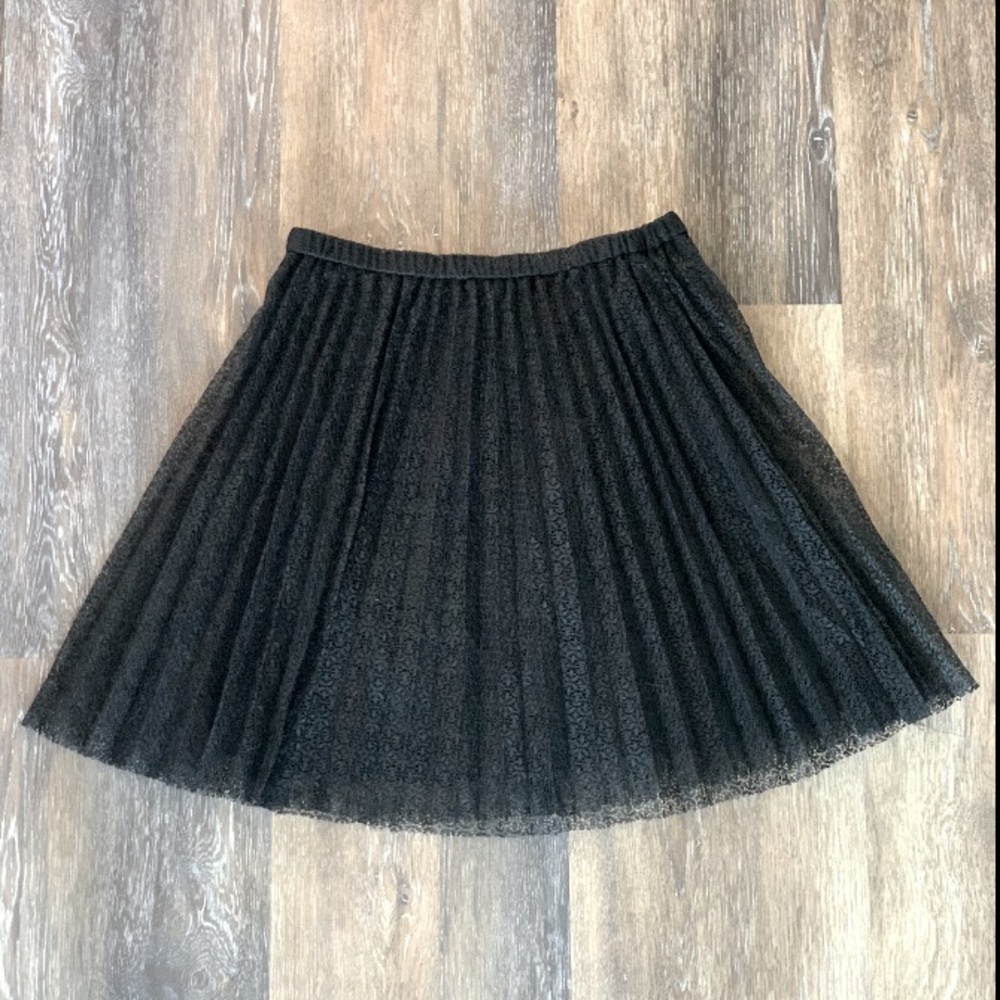 Elle Pleated Skirt